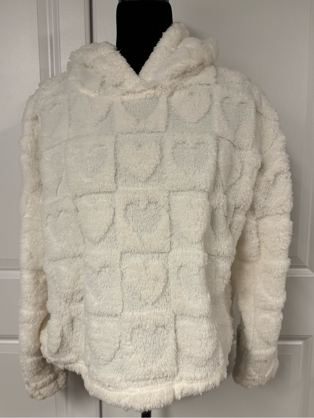 Joyspun Embossed Plush Hoodie Loungewear